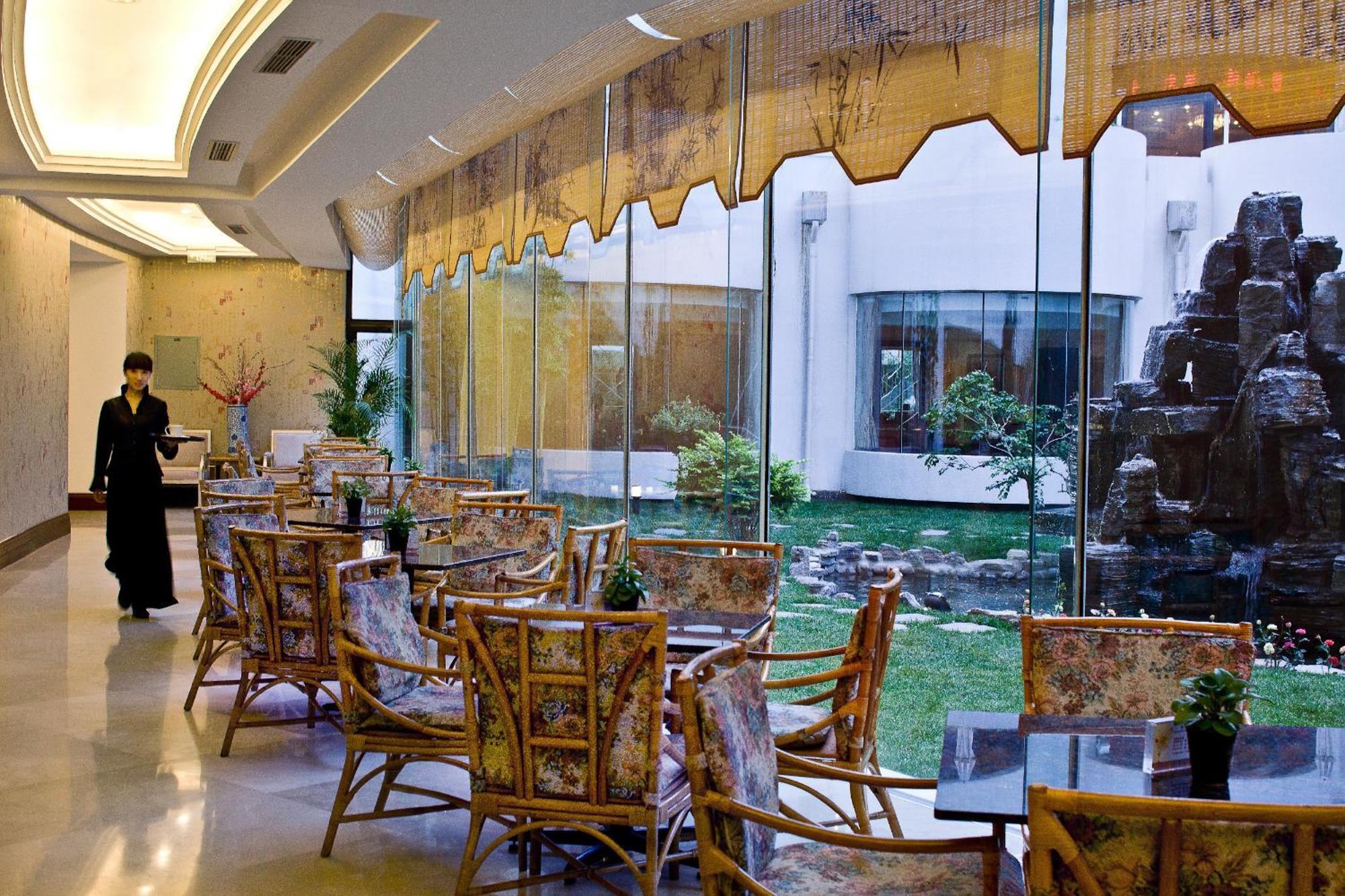 Beijing International Hotel Exterior foto